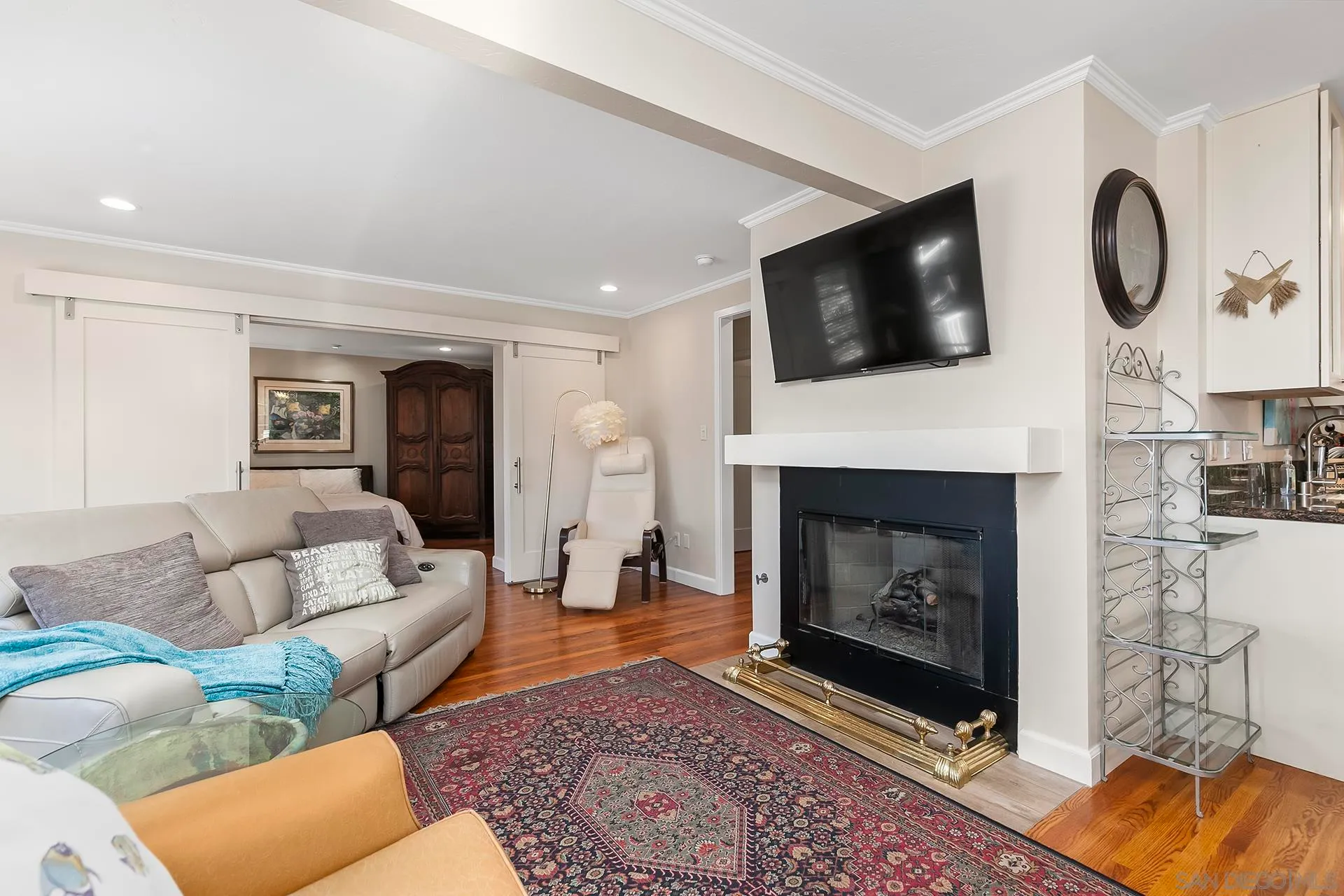 La Jolla, California 92037, United States, 4 Bedrooms Bedrooms, ,2 BathroomsBathrooms,Residential,Active,17540