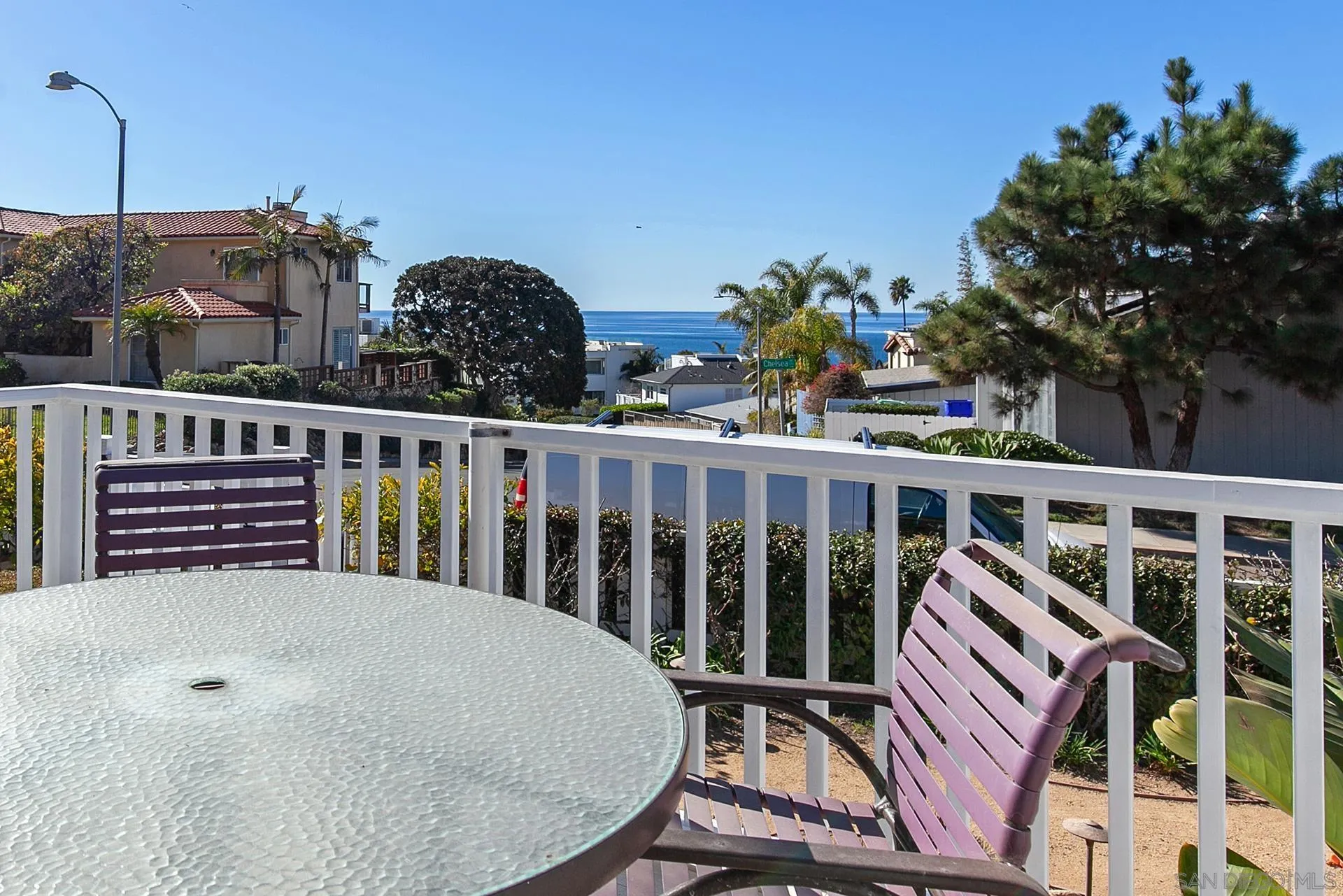 La Jolla, California 92037, United States, 4 Bedrooms Bedrooms, ,2 BathroomsBathrooms,Residential,Active,17540