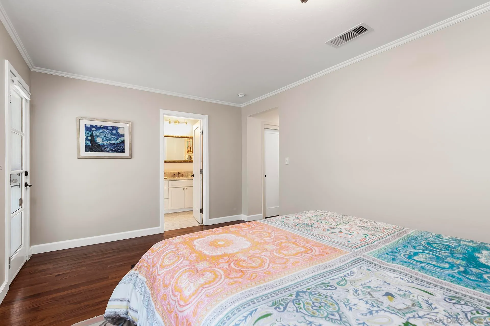 La Jolla, California 92037, United States, 4 Bedrooms Bedrooms, ,2 BathroomsBathrooms,Residential,Active,17540