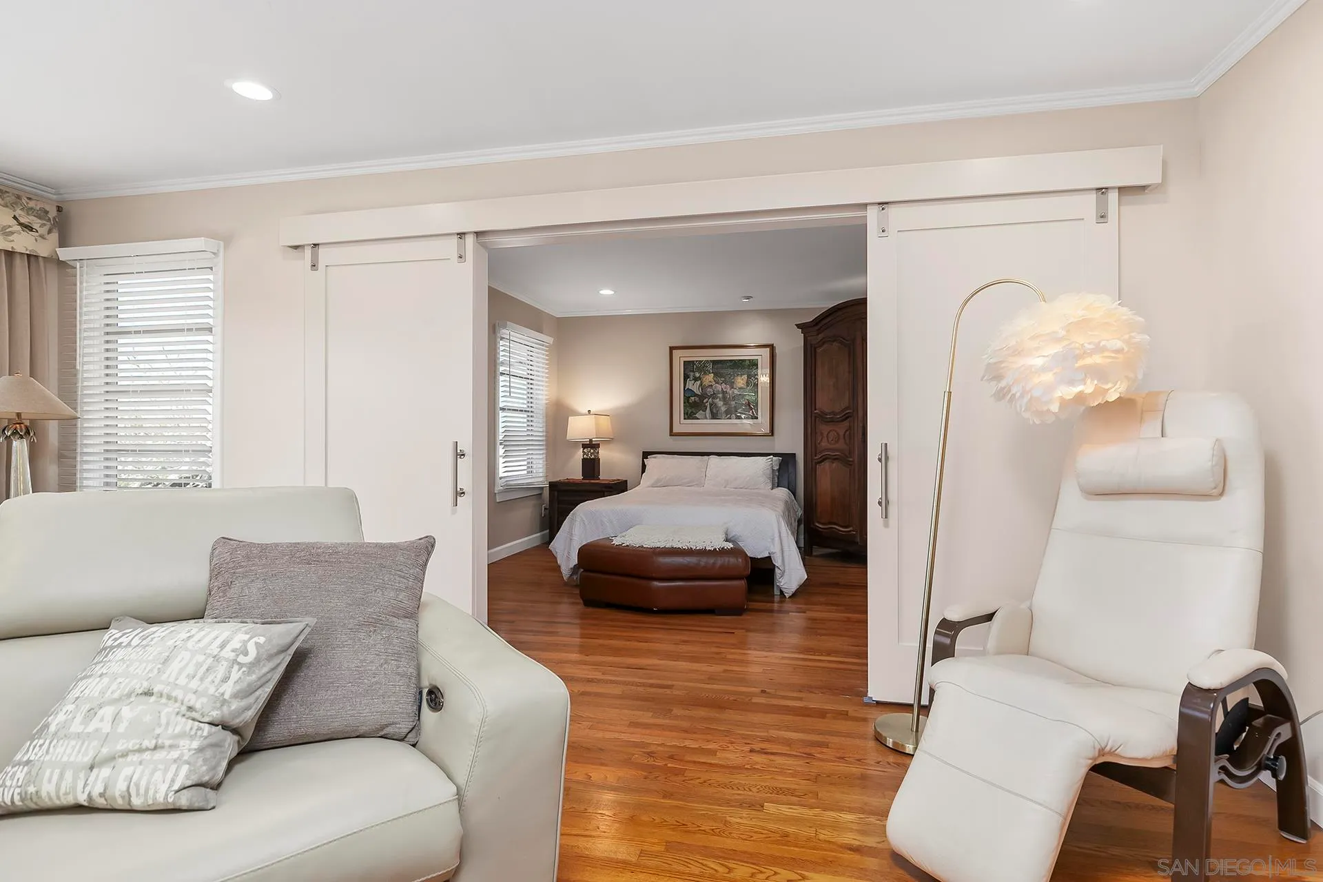 La Jolla, California 92037, United States, 4 Bedrooms Bedrooms, ,2 BathroomsBathrooms,Residential,Active,17540