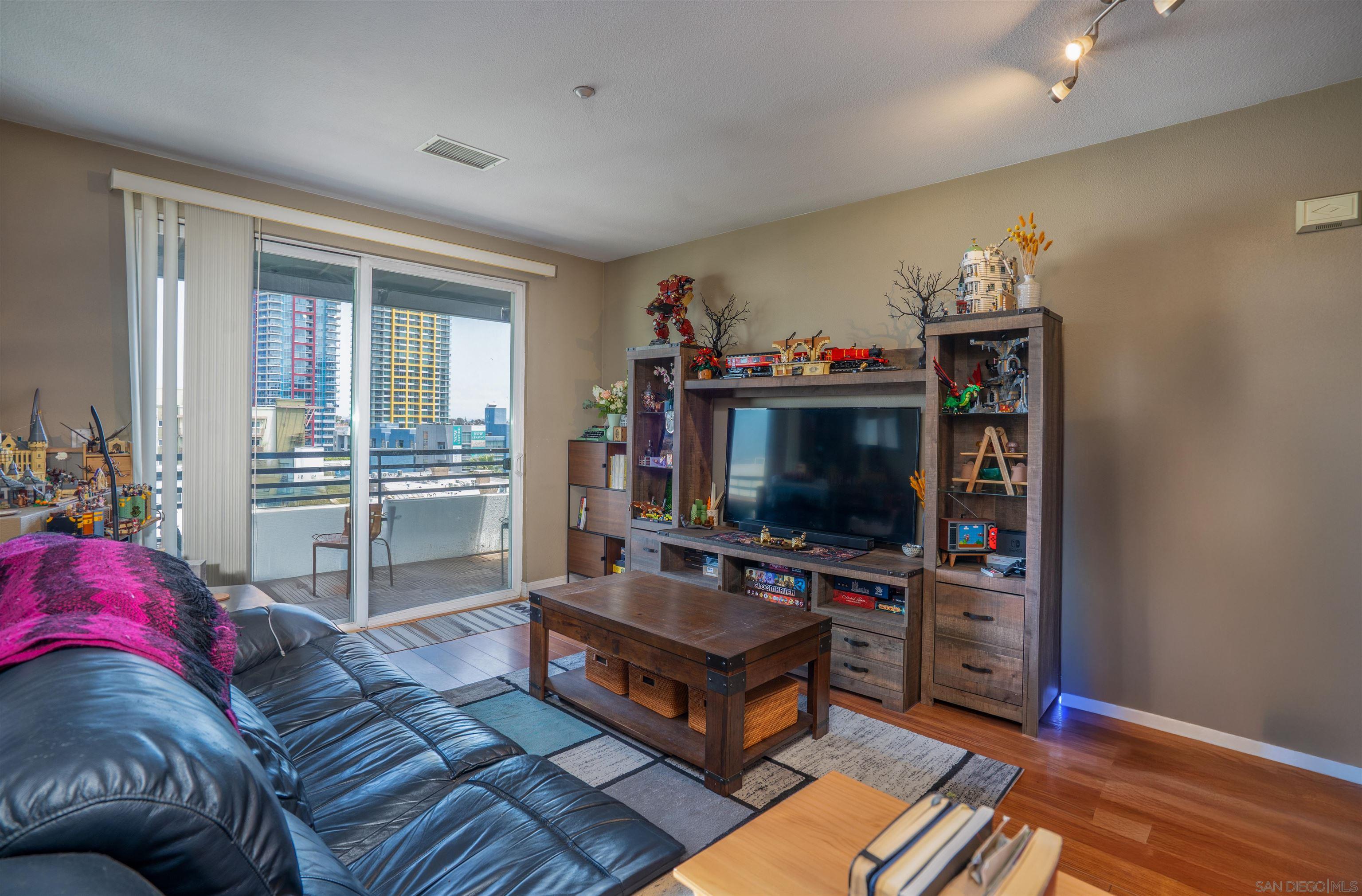550 Park Blvd 2602