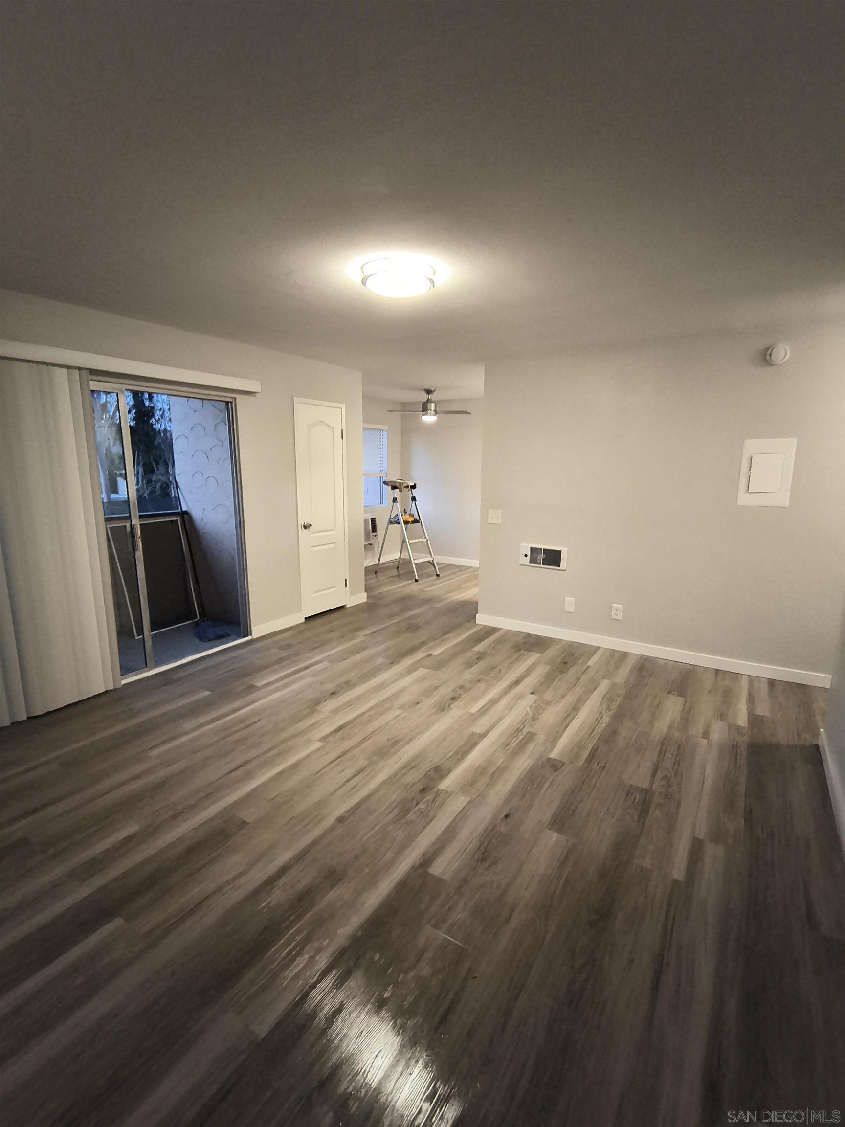 3557 Kenora Dr 22