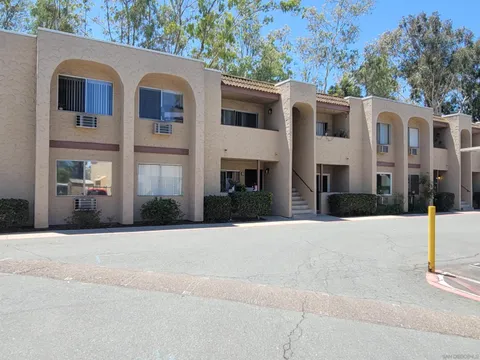 3557 Kenora Dr Unit 22, Spring Valley, CA 91977 - #: 250027096
