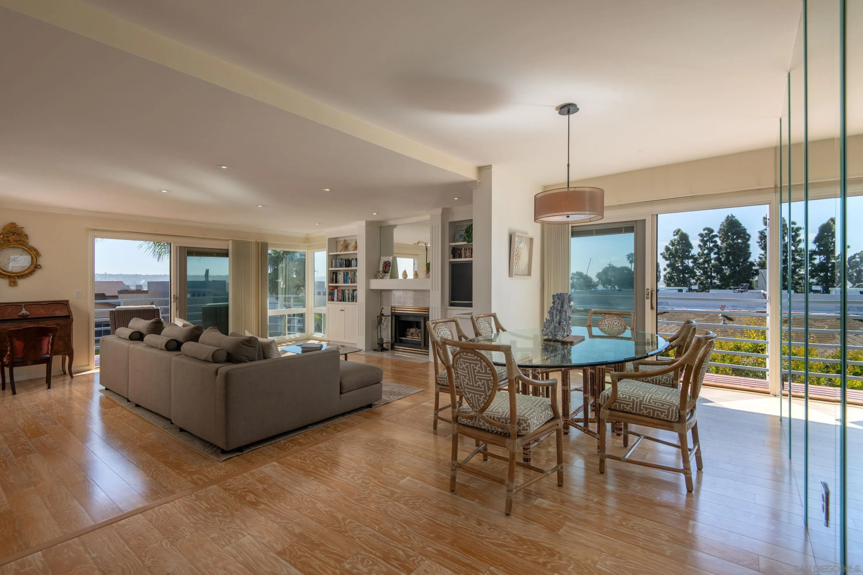 San Diego, California 92109, United States, 2 Bedrooms Bedrooms, ,2 BathroomsBathrooms,Residential,Coming Soon,96191