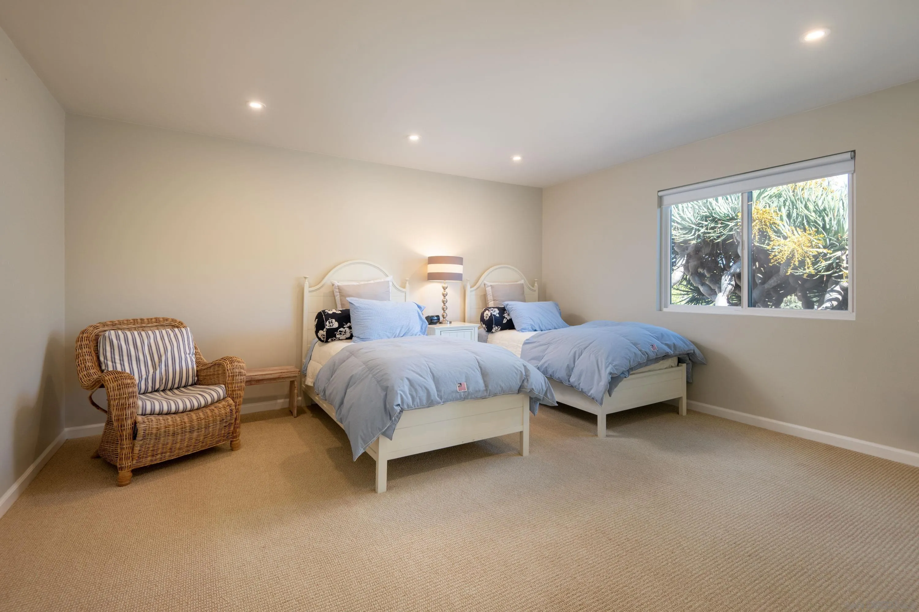 San Diego, California 92109, United States, 2 Bedrooms Bedrooms, ,2 BathroomsBathrooms,Residential,Coming Soon,96191