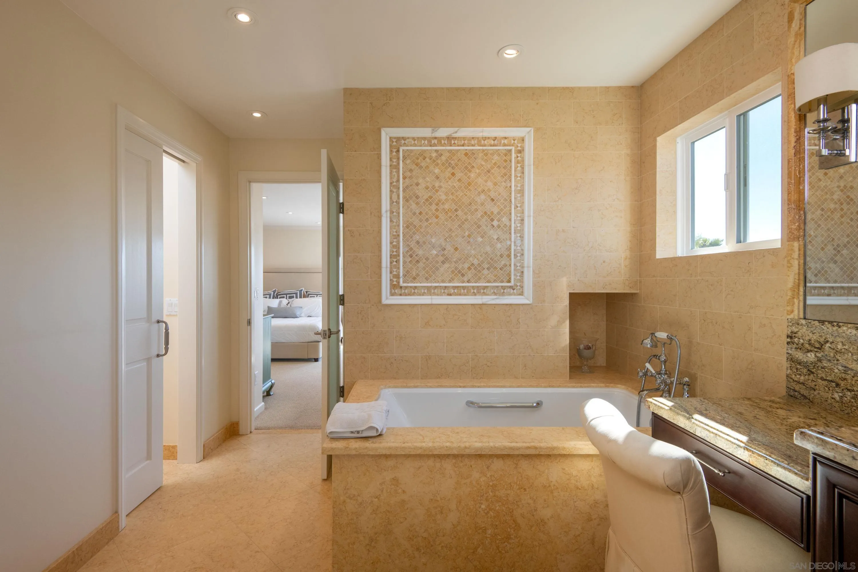 San Diego, California 92109, United States, 2 Bedrooms Bedrooms, ,2 BathroomsBathrooms,Residential,Coming Soon,96191