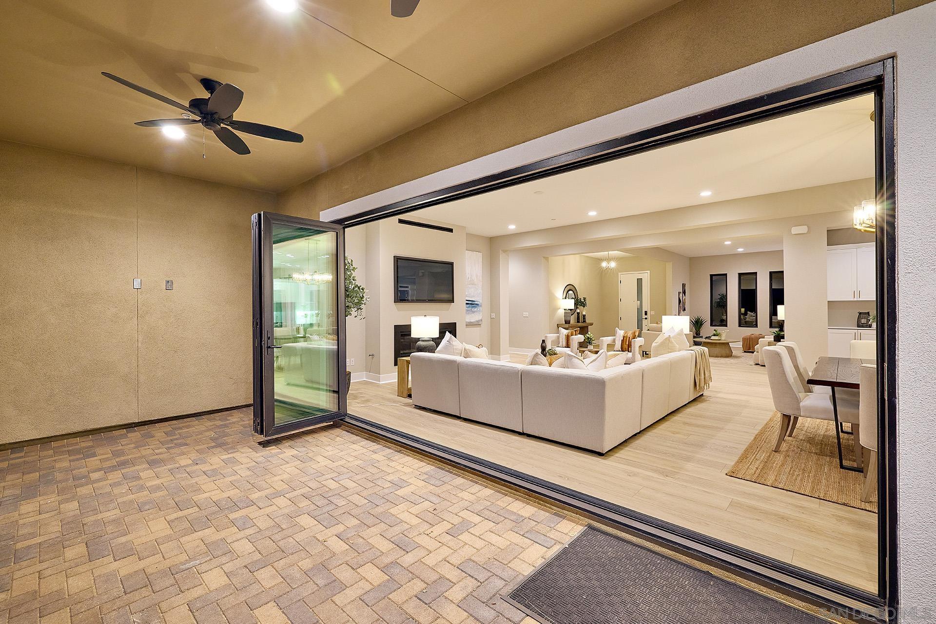 1755 Calle Catalina
