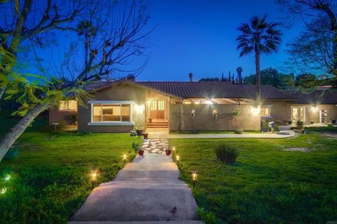 1321 Friends Way Fallbrook CA 92028