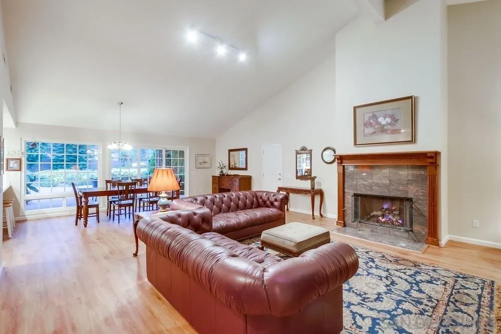 Poway, California 92064, United States, 5 Bedrooms Bedrooms, ,4 BathroomsBathrooms,Residential,Active,145536