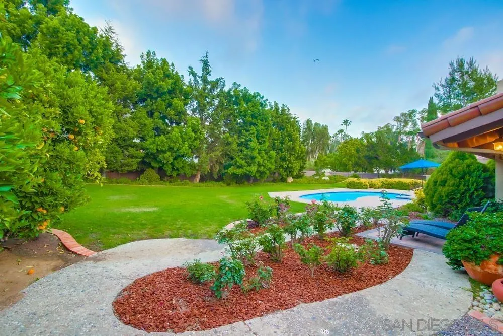 Poway, California 92064, United States, 5 Bedrooms Bedrooms, ,4 BathroomsBathrooms,Residential,Active,145536