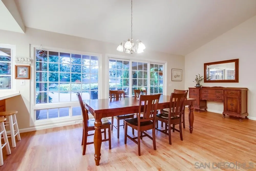 Poway, California 92064, United States, 5 Bedrooms Bedrooms, ,4 BathroomsBathrooms,Residential,Active,145536