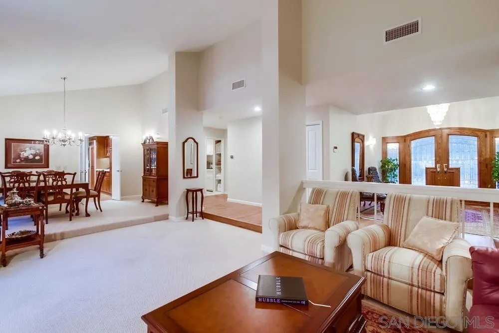 Poway, California 92064, United States, 5 Bedrooms Bedrooms, ,4 BathroomsBathrooms,Residential,Active,145536