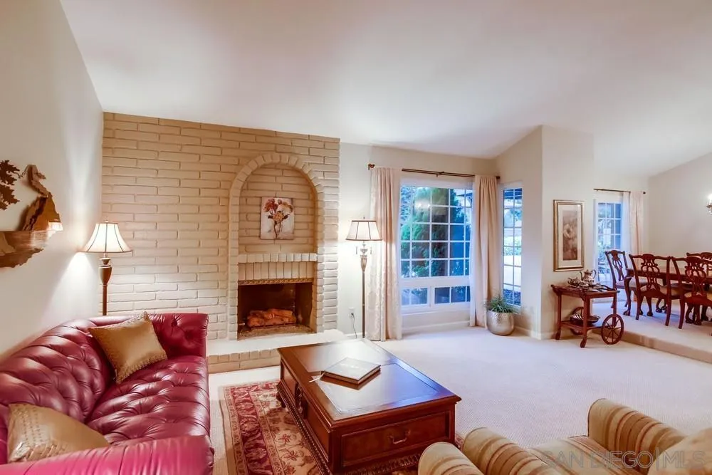 Poway, California 92064, United States, 5 Bedrooms Bedrooms, ,4 BathroomsBathrooms,Residential,Active,145536