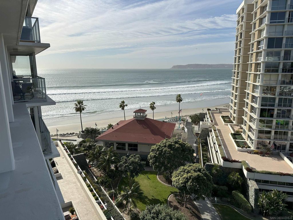 Photo of 1730 Avenida Del Mundo #805, Coronado, CA 92118 (MLS # 250019326)