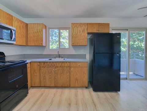 540 65th St San Diego CA 92114