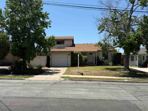 MLS: 250028127