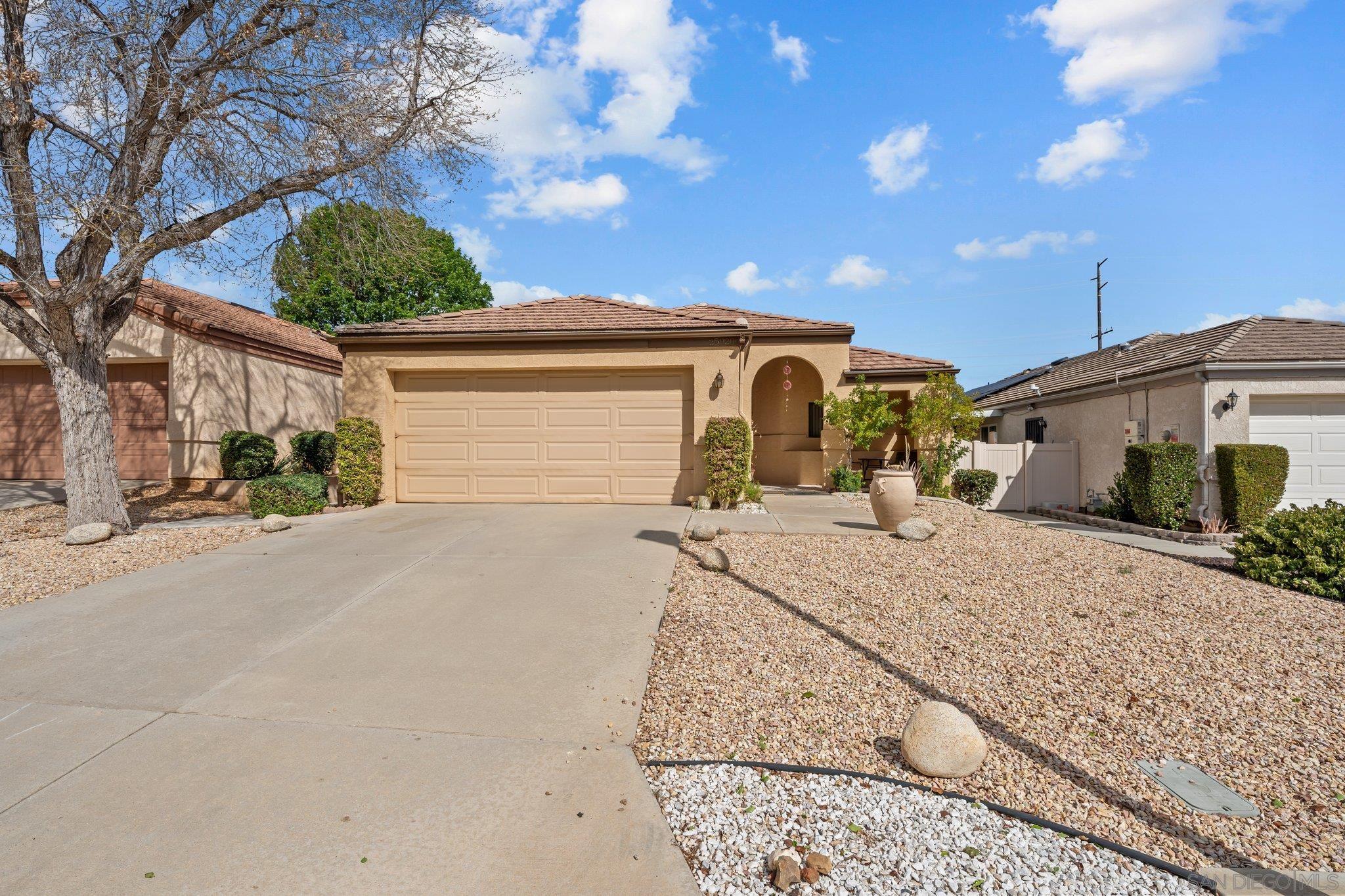 25920 Camino Juarez