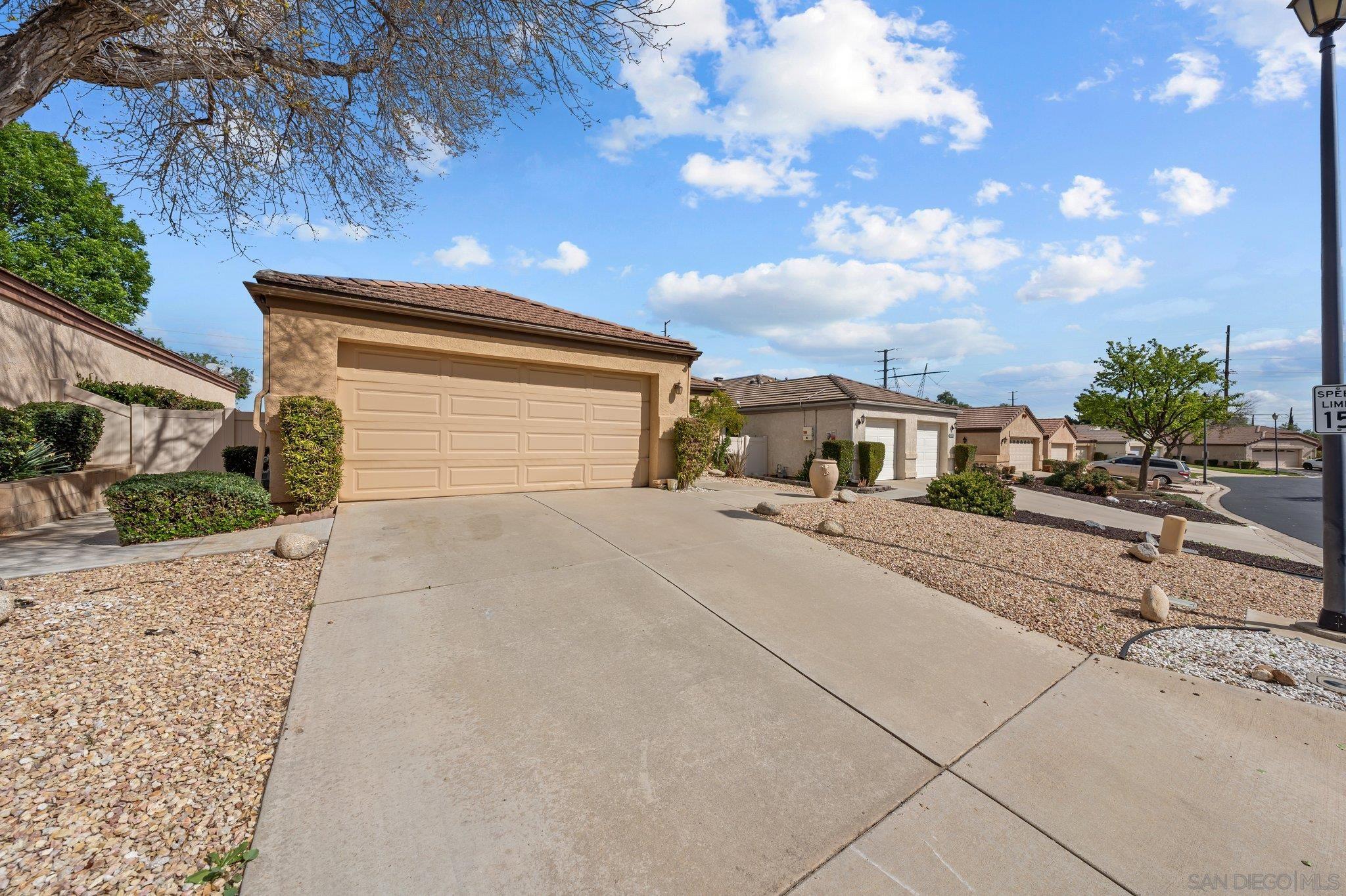 25920 Camino Juarez