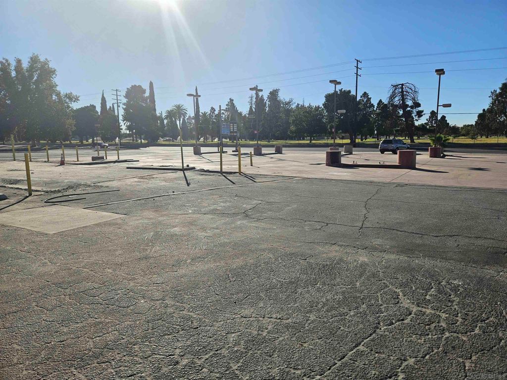 Photo of 2469 S San Jacinto Ave, San Jacinto, CA 92583 (MLS # 240027141)