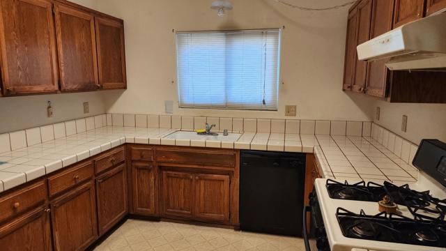 1220 Laity Court