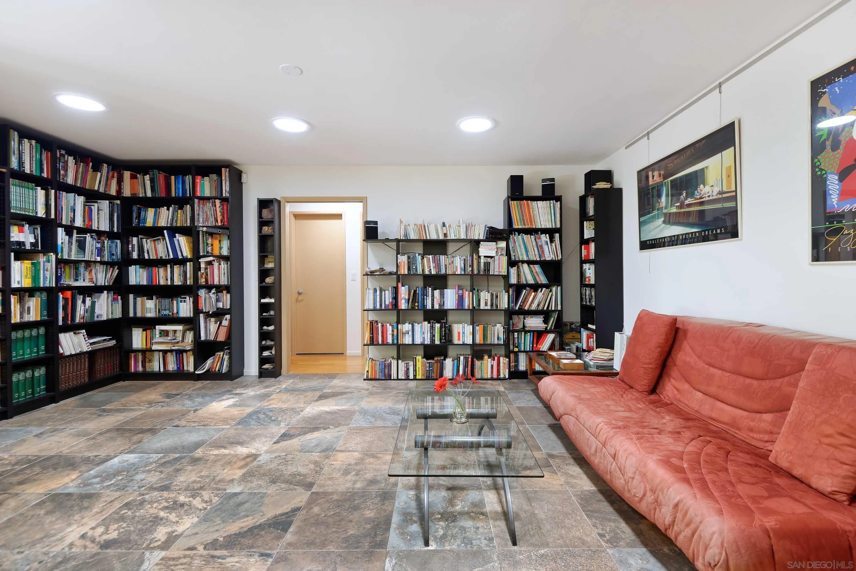 Del Mar, California 92014, United States, 3 Bedrooms Bedrooms, ,2 BathroomsBathrooms,Residential,Active,113441