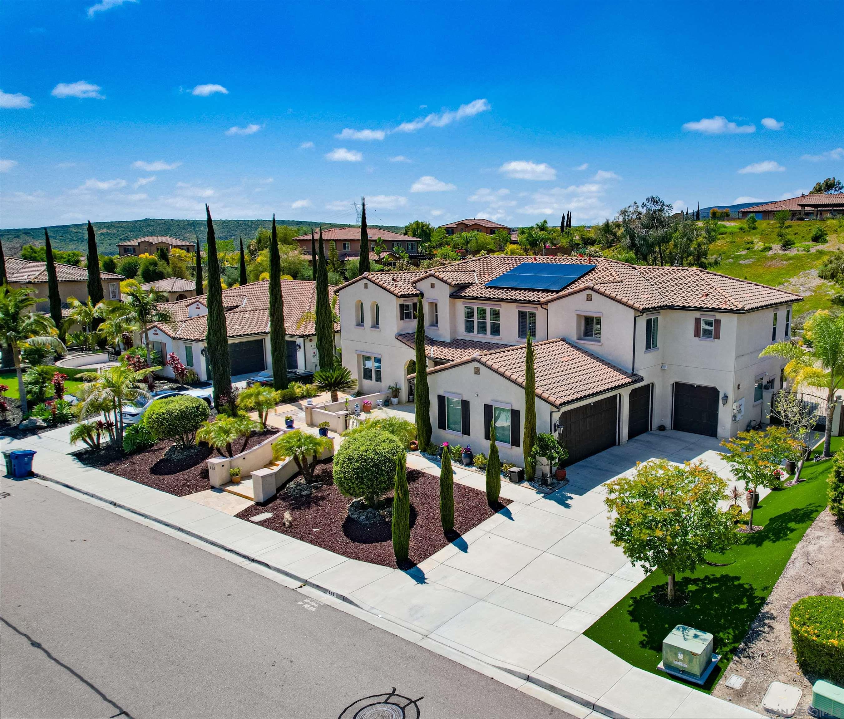 466 Agua Vista Dr