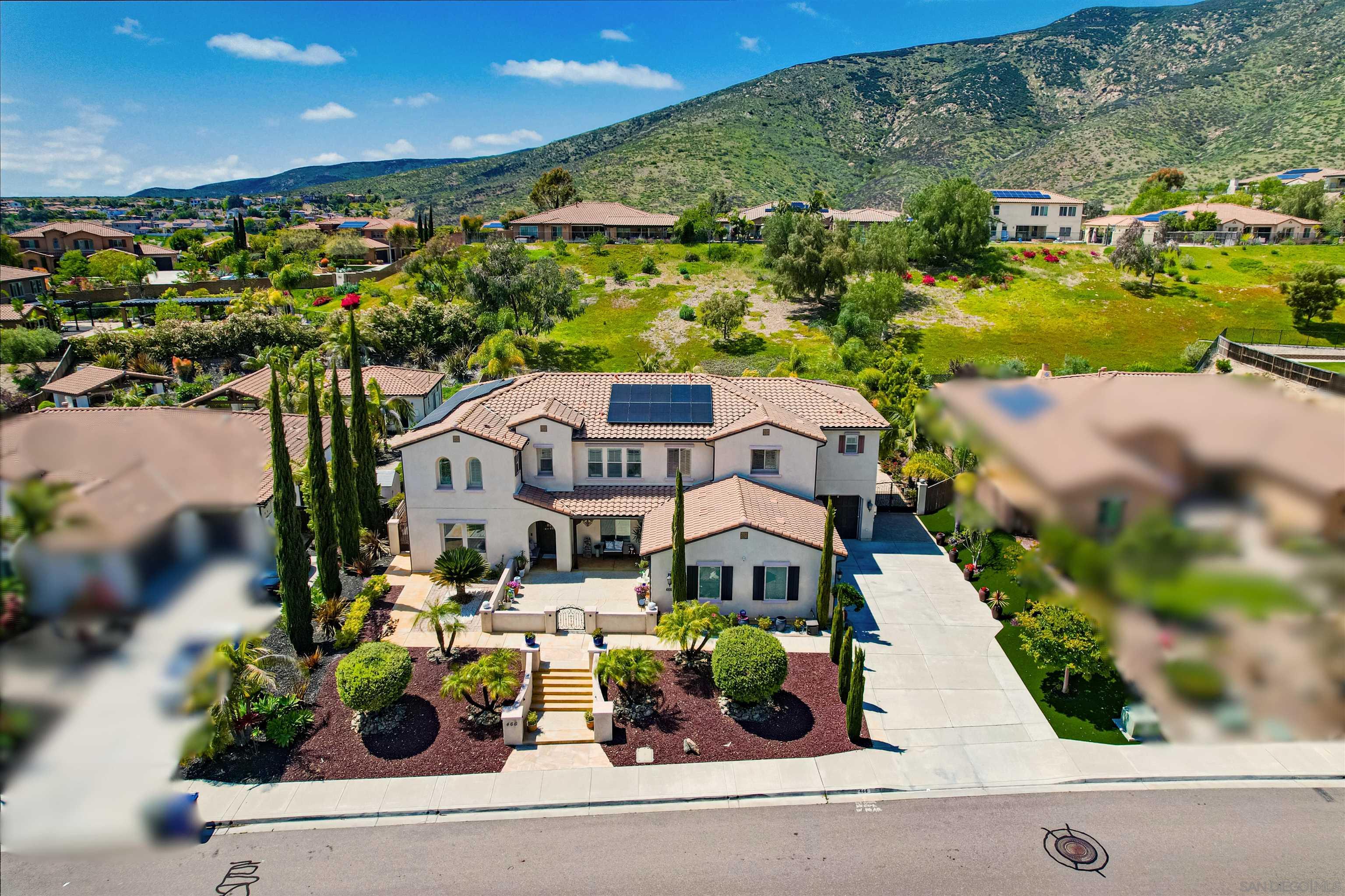466 Agua Vista Dr