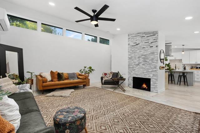 159 La Lomita Drive