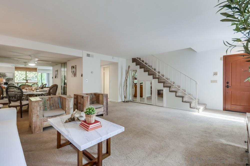 835 E Ave A