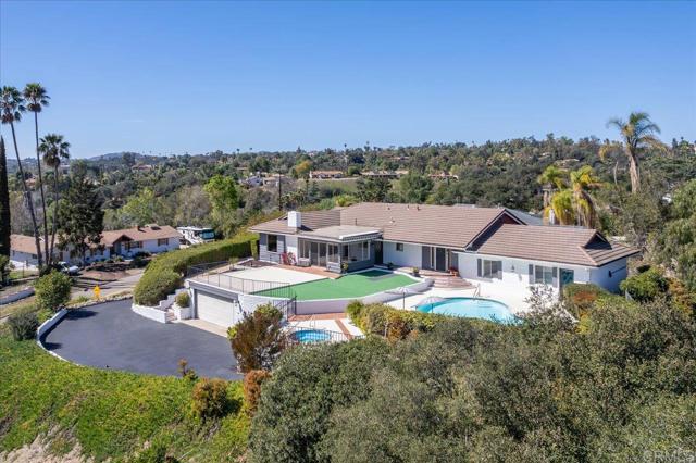 2710 Royal Crest Drive