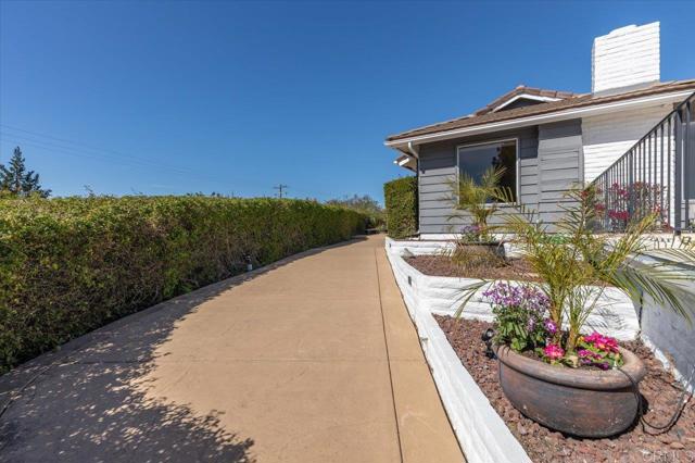 2710 Royal Crest Drive