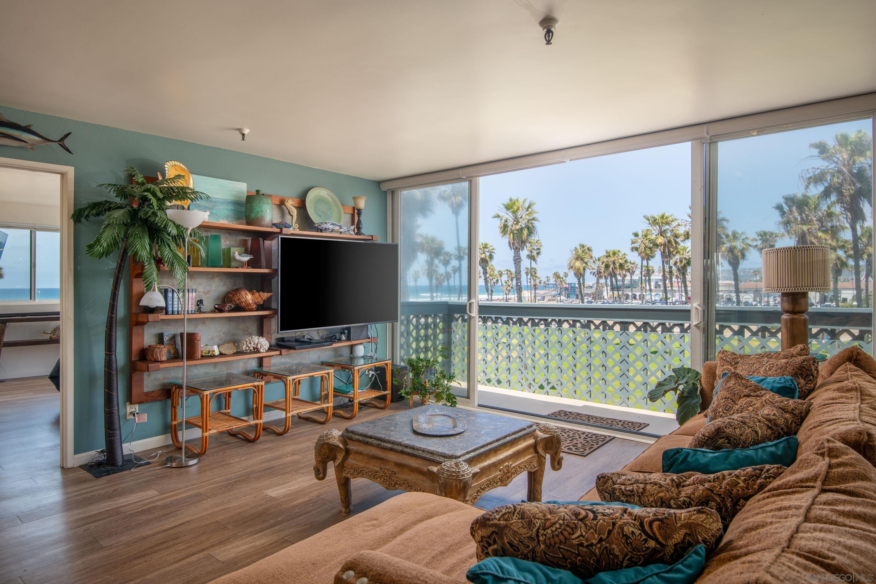 2990 Mission Blvd 401