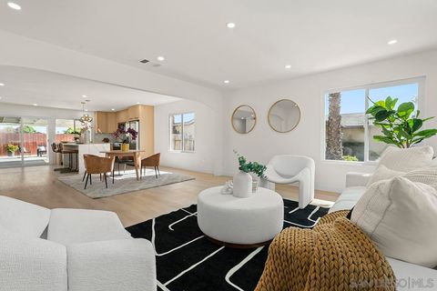 8043  Kenova St San Diego CA 92126
