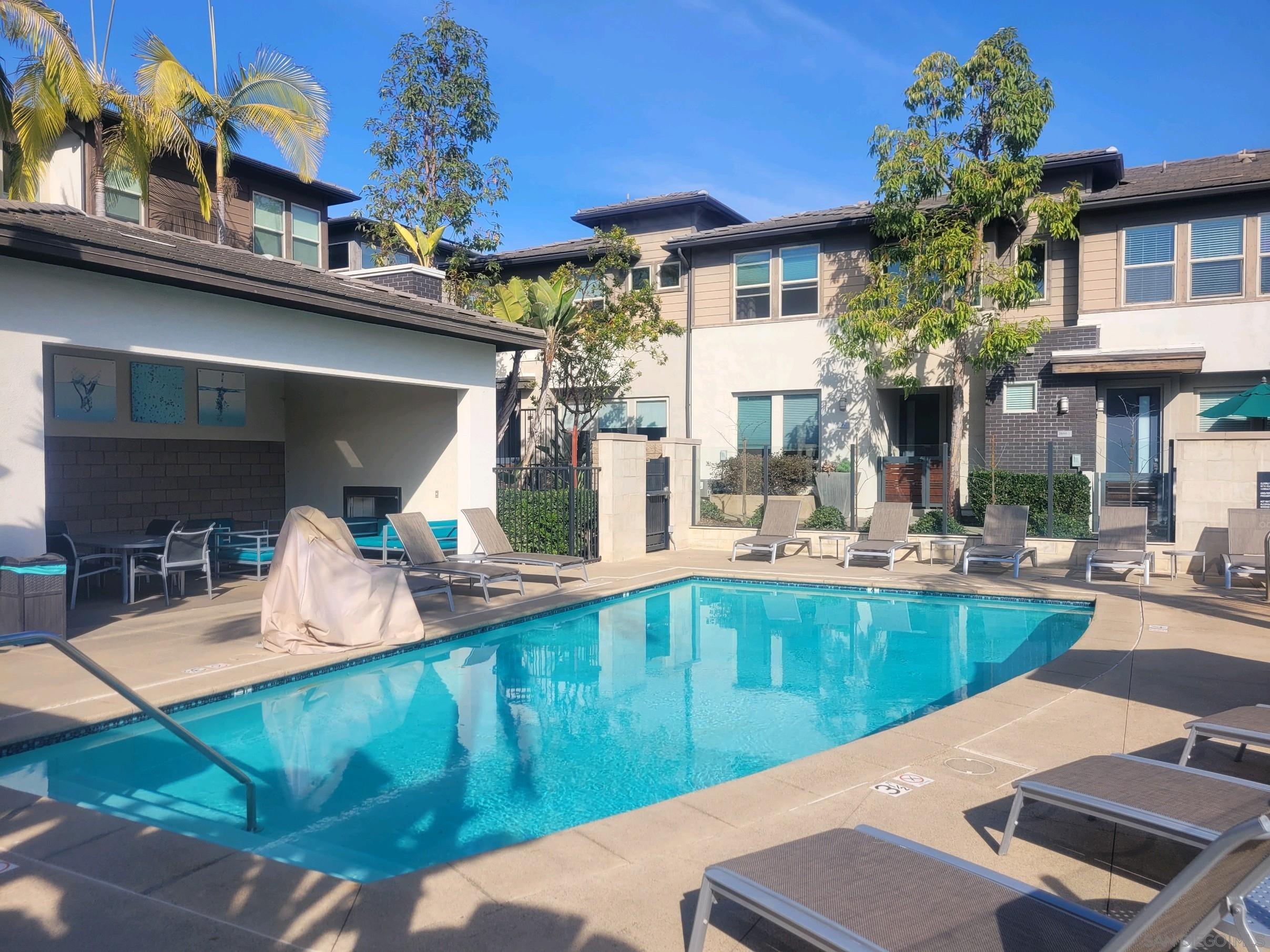 2406 Aperture Cir