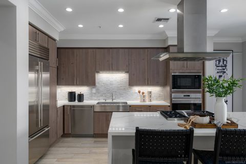 3025  Byron Street  204 San Diego CA 92106