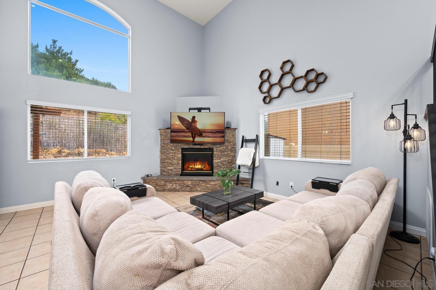 29819 Platanus Dr