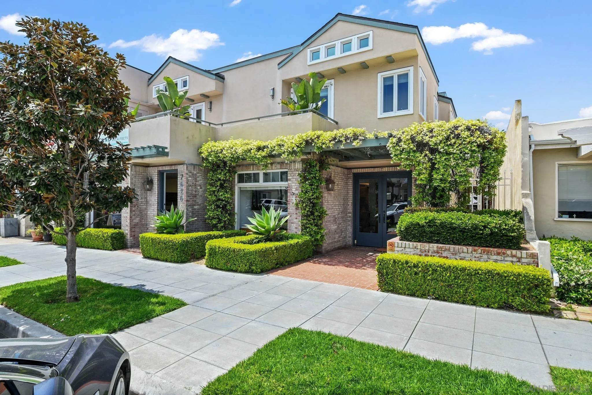 La Jolla, California 92037, United States, 2 Bedrooms Bedrooms, ,2 BathroomsBathrooms,Residential,Active,126392