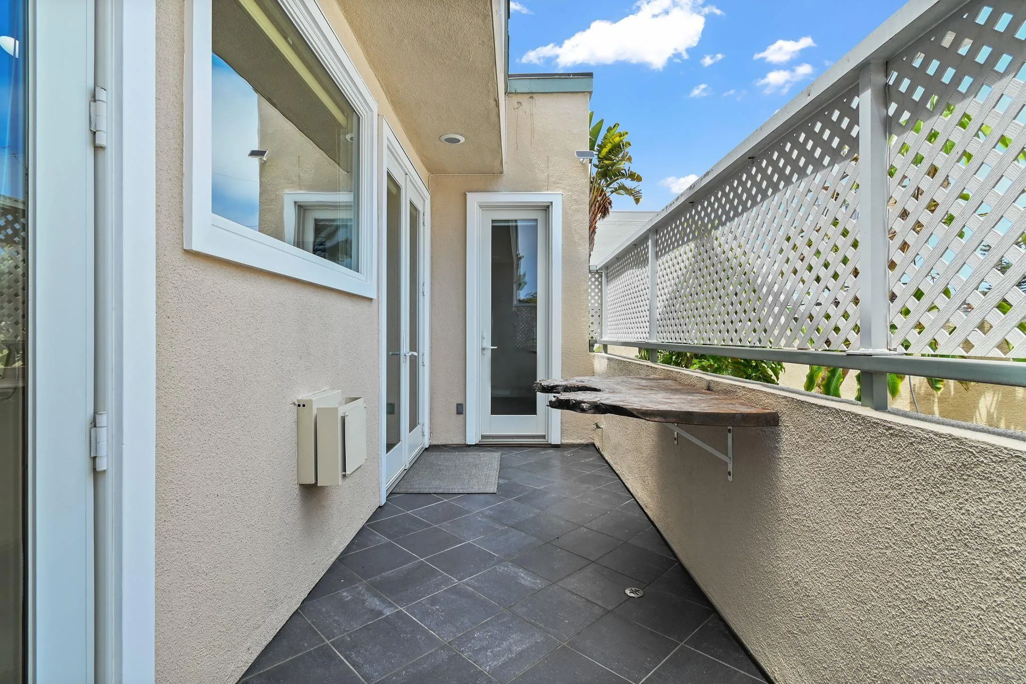 La Jolla, California 92037, United States, 2 Bedrooms Bedrooms, ,2 BathroomsBathrooms,Residential,Active,126392