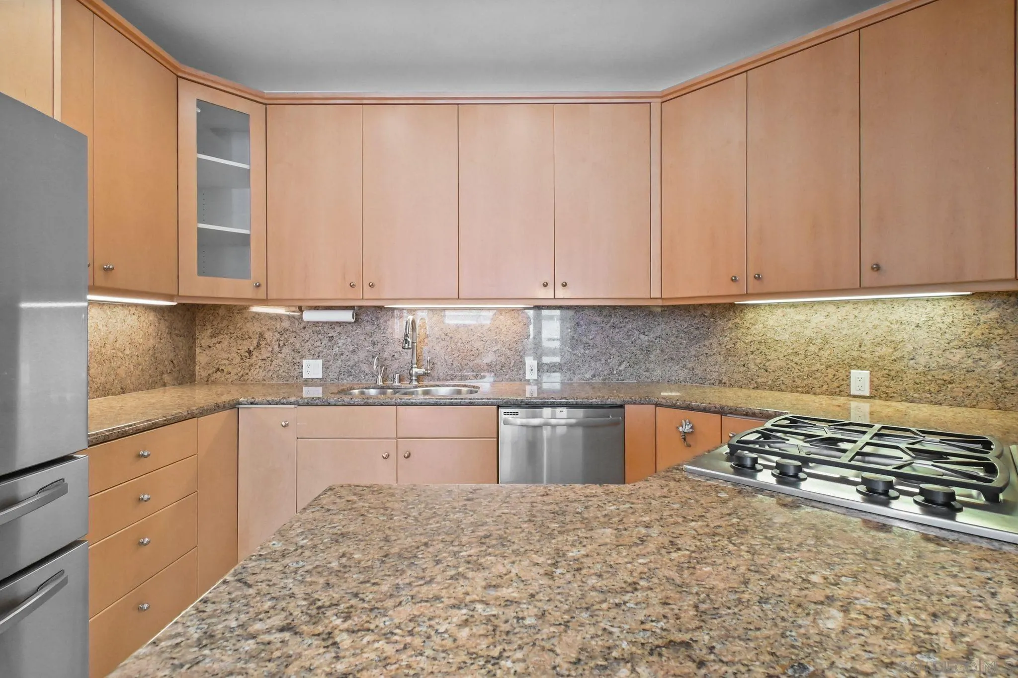 La Jolla, California 92037, United States, 2 Bedrooms Bedrooms, ,2 BathroomsBathrooms,Residential,Active,126392