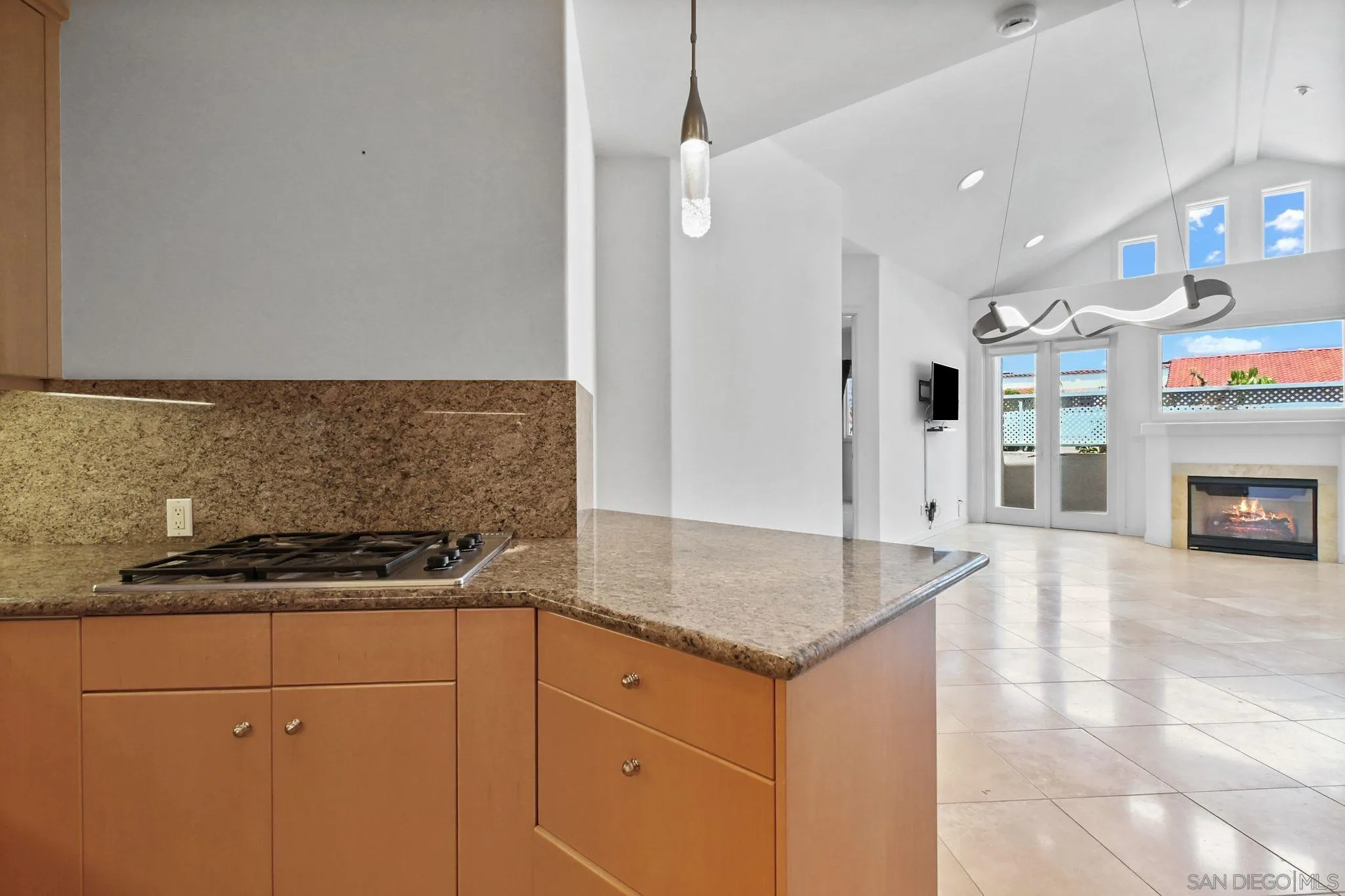 La Jolla, California 92037, United States, 2 Bedrooms Bedrooms, ,2 BathroomsBathrooms,Residential,Active,126392