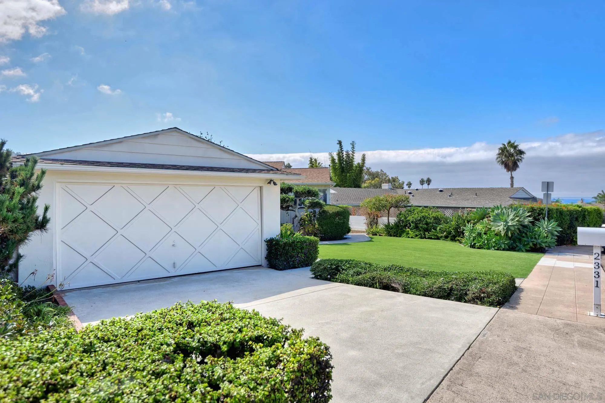 La Jolla, California 92037, United States, 3 Bedrooms Bedrooms, ,2 BathroomsBathrooms,Residential,Pending,18924