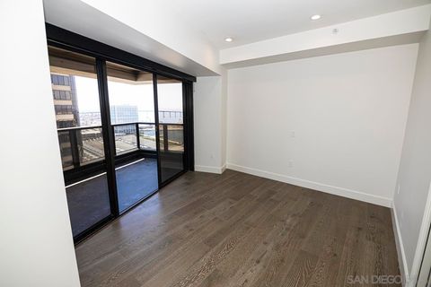 Tiny photo for 100 Harbor Drive #3305/6, San Diego, CA 92101 (MLS # 250029109)