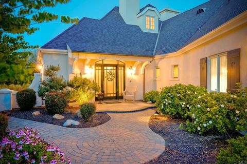 28475 Cerveza Court Escondido CA 92026