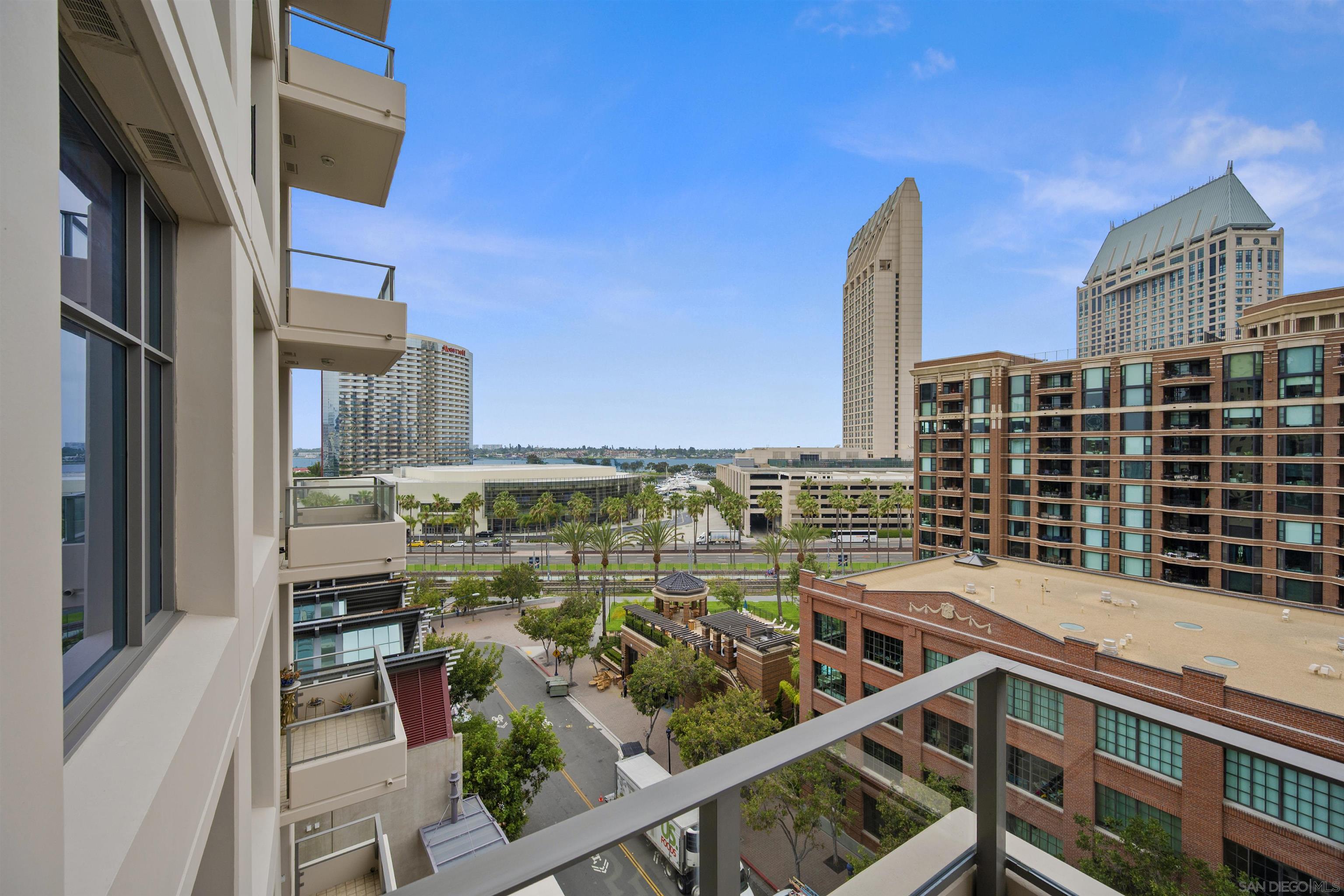 550 Front Street 707