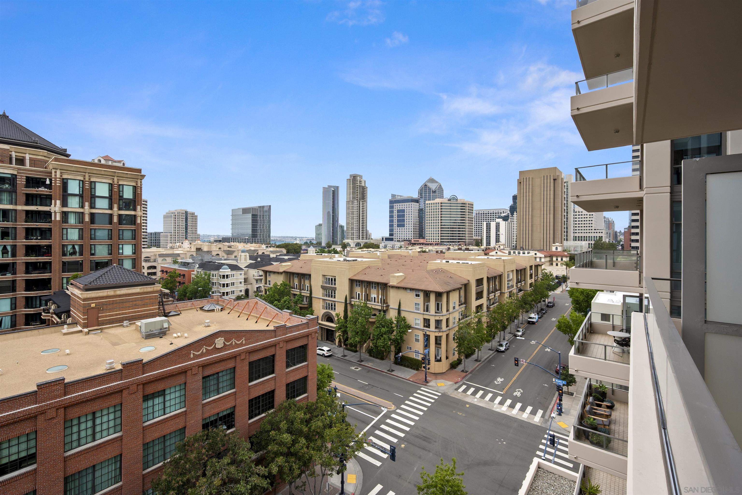 550 Front Street 707