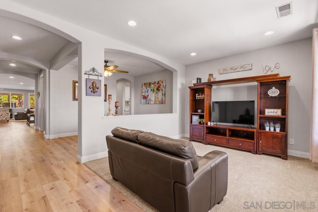 1253 Sunset Heights Rd