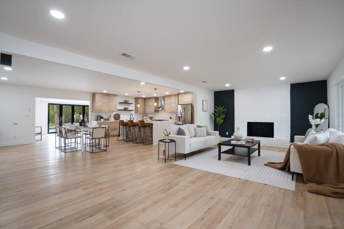 3815 Bonita View Dr