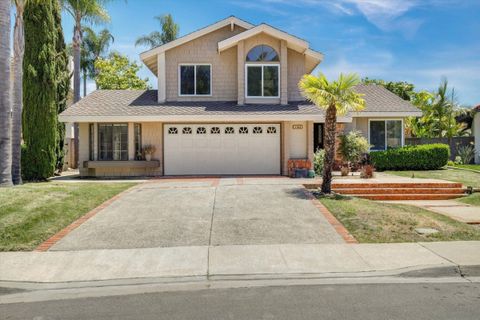1103  Countrywood Ln Vista CA 92081