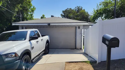 753 La Presa Ave, Spring Valley, CA 91977 - #: 250027827