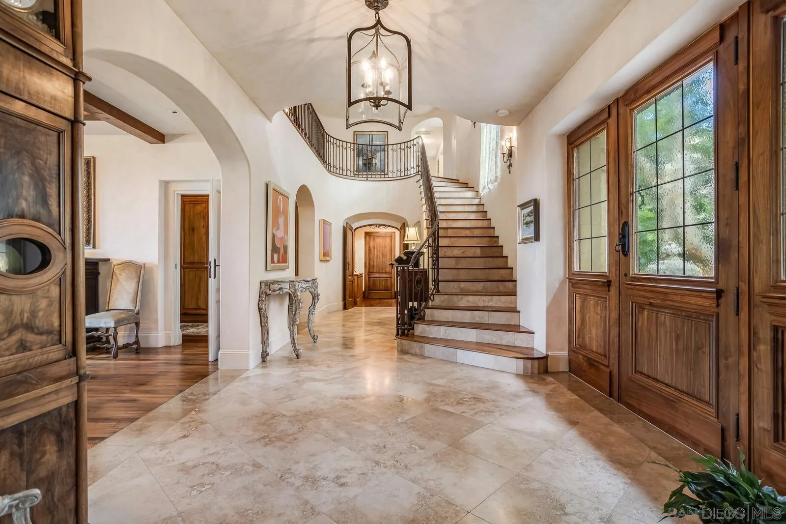 La Jolla, California 92037, United States, 6 Bedrooms Bedrooms, ,8 BathroomsBathrooms,Residential,Pending,5404